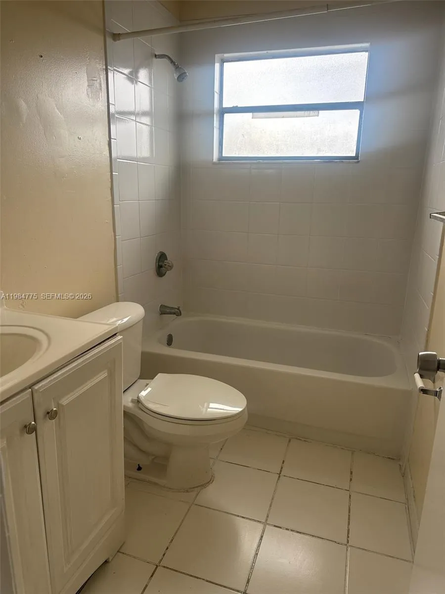 North Lauderdale, Florida 33068, 2 Bedrooms Bedrooms, ,2 BathroomsBathrooms,Residential Lease,For Rent,A11984775