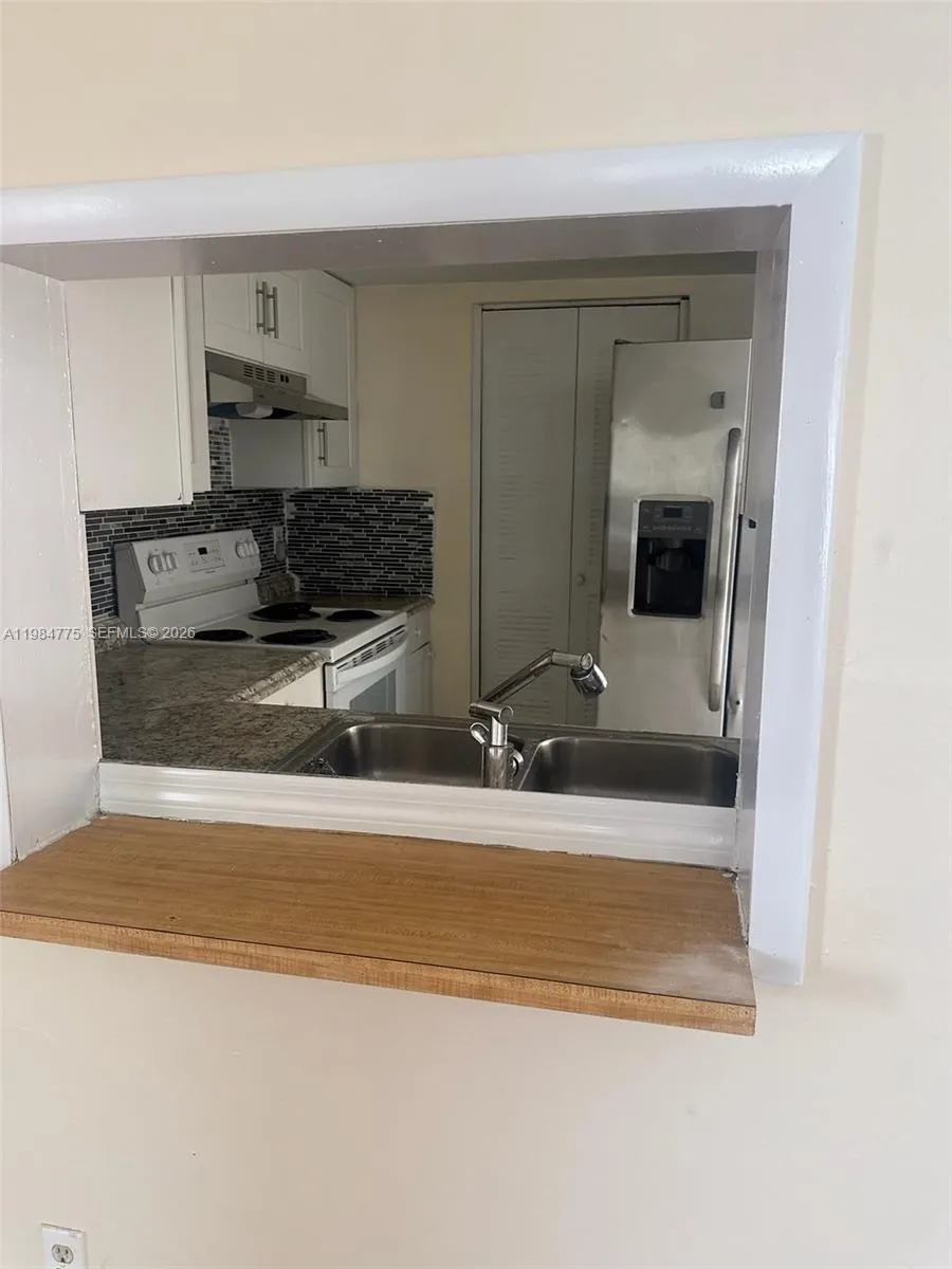 North Lauderdale, Florida 33068, 2 Bedrooms Bedrooms, ,2 BathroomsBathrooms,Residential Lease,For Rent,A11984775