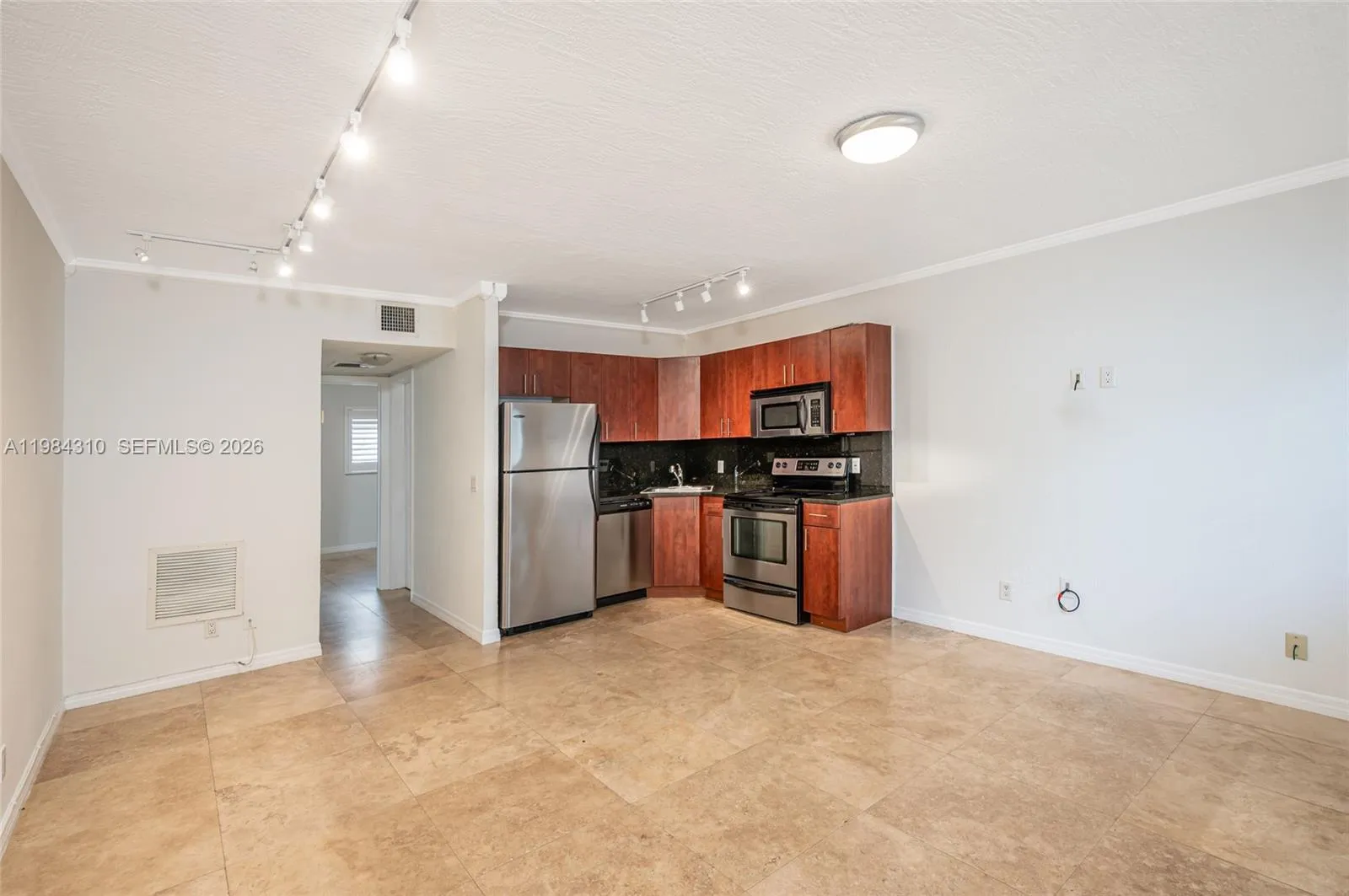 1872 Ne 46th St D5, Fort Lauderdale, Florida 33308, Fort Lauderdale, Florida 33308, 1 Bedroom Bedrooms, ,1 BathroomBathrooms,Residential,For Sale,1872 Ne 46th St D5, Fort Lauderdale, Florida 33308,A11984310