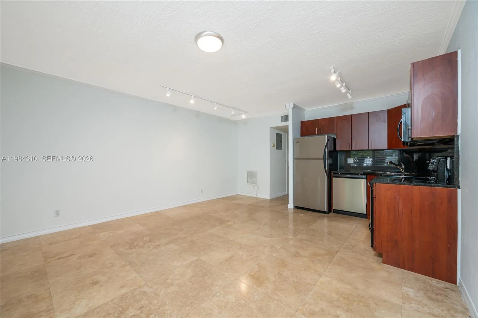 1872 Ne 46th St D5, Fort Lauderdale, Florida 33308, Fort Lauderdale, Florida 33308, 1 Bedroom Bedrooms, ,1 BathroomBathrooms,Residential,For Sale,1872 Ne 46th St D5, Fort Lauderdale, Florida 33308,A11984310