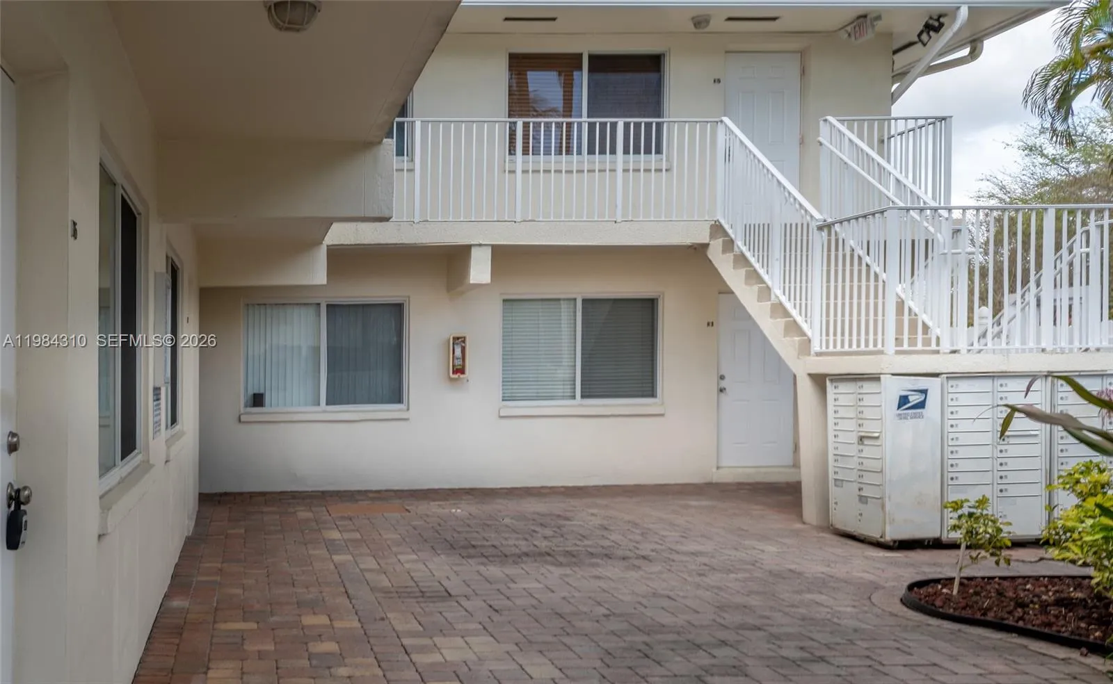 building entrance hall to the unit