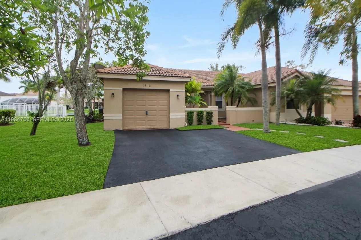 1918 Andromeda Ln 1918, Weston, Florida 33327, Weston, Florida 33327, 3 Bedrooms Bedrooms, ,2 BathroomsBathrooms,Residential Lease,For Rent,1918 Andromeda Ln 1918, Weston, Florida 33327,A11984753