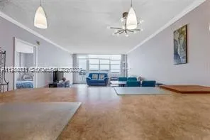 Hollywood, Florida 33019, 1 Bedroom Bedrooms, ,1 BathroomBathrooms,Residential Lease,For Rent,A11984811