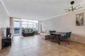Hollywood, Florida 33019, 1 Bedroom Bedrooms, ,1 BathroomBathrooms,Residential Lease,For Rent,A11984811
