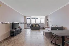 Hollywood, Florida 33019, 1 Bedroom Bedrooms, ,1 BathroomBathrooms,Residential Lease,For Rent,A11984811