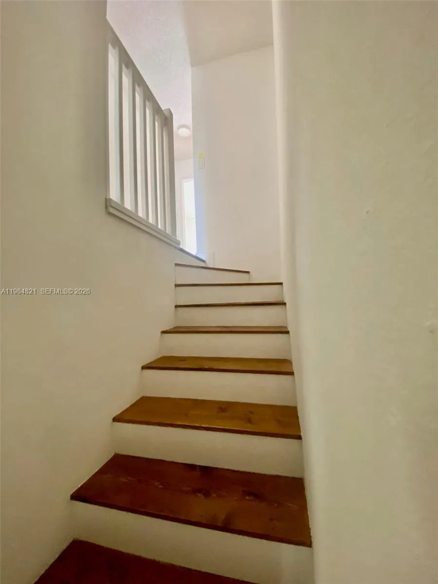 8975 Palm Tree Ln 8975, Pembroke Pines, Florida 33, Pembroke Pines, Florida 33024, 2 Bedrooms Bedrooms, ,2 BathroomsBathrooms,Residential Lease,For Rent,8975 Palm Tree Ln 8975, Pembroke Pines, Florida 33,A11984821