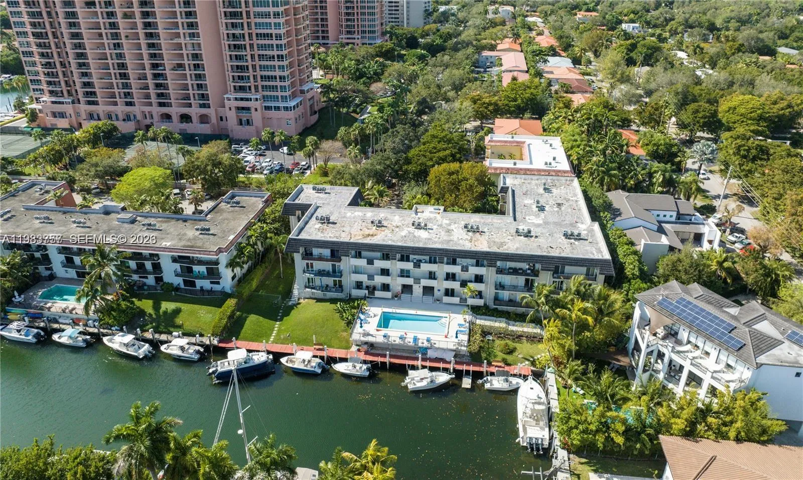 6815 Edgewater Dr 105, Coral Gables, Florida 33133, Coral Gables, Florida 33133, 2 Bedrooms Bedrooms, ,2 BathroomsBathrooms,Residential,For Sale,6815 Edgewater Dr 105, Coral Gables, Florida 33133,A11983757