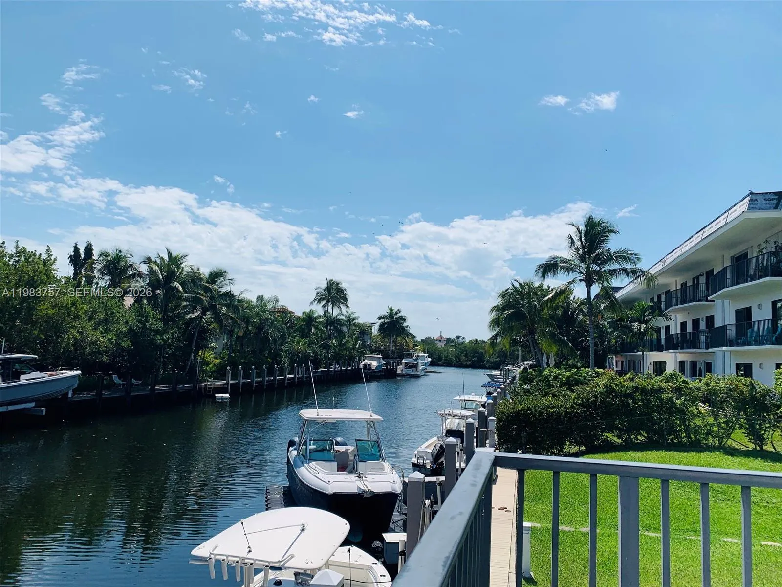 6815 Edgewater Dr 105, Coral Gables, Florida 33133, Coral Gables, Florida 33133, 2 Bedrooms Bedrooms, ,2 BathroomsBathrooms,Residential,For Sale,6815 Edgewater Dr 105, Coral Gables, Florida 33133,A11983757