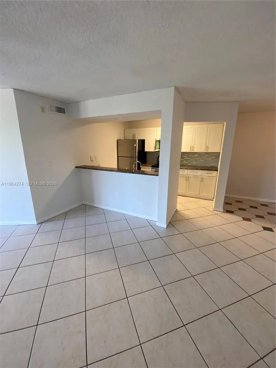 7035 Nw 186th St D305, Hialeah, Florida 33015, Hialeah, Florida 33015, 2 Bedrooms Bedrooms, ,2 BathroomsBathrooms,Residential Lease,For Rent,7035 Nw 186th St D305, Hialeah, Florida 33015,A11984274