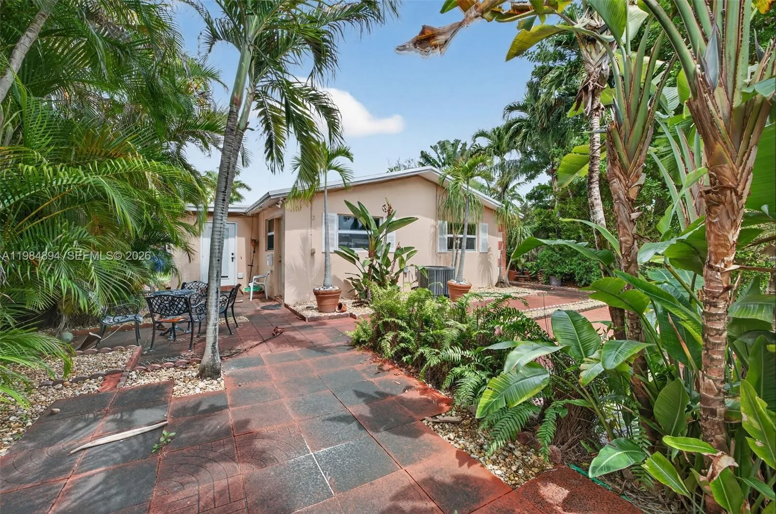 850 Sw 12th Ct, Fort Lauderdale, Florida 33315, Fort Lauderdale, Florida 33315, ,Residential Income,For Sale,850 Sw 12th Ct, Fort Lauderdale, Florida 33315,A11984894