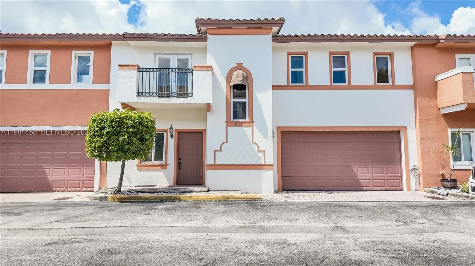 6002 Sw 8th St 3, West Miami, Florida 33144, West Miami, Florida 33144, 3 Bedrooms Bedrooms, ,2 BathroomsBathrooms,Residential,For Sale,6002 Sw 8th St 3, West Miami, Florida 33144,A11984458