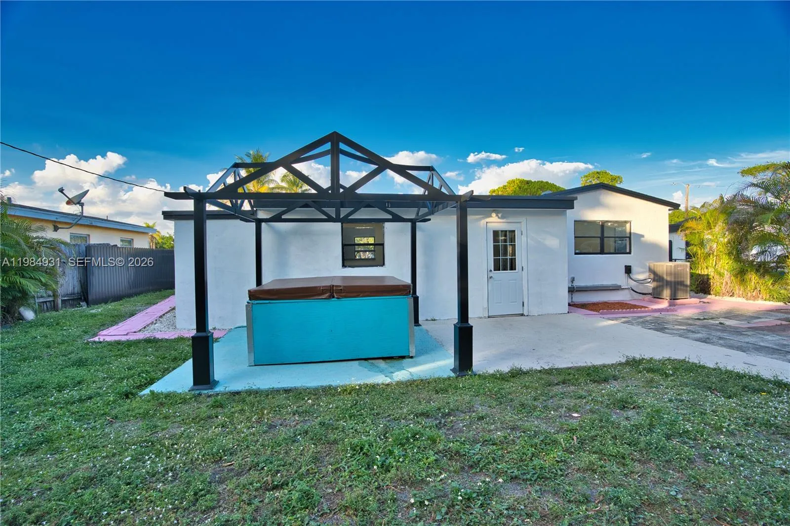6424 Sw 20th St, Miramar, Florida 33023, Miramar, Florida 33023, 3 Bedrooms Bedrooms, ,2 BathroomsBathrooms,Residential,For Sale,6424 Sw 20th St, Miramar, Florida 33023,A11984931