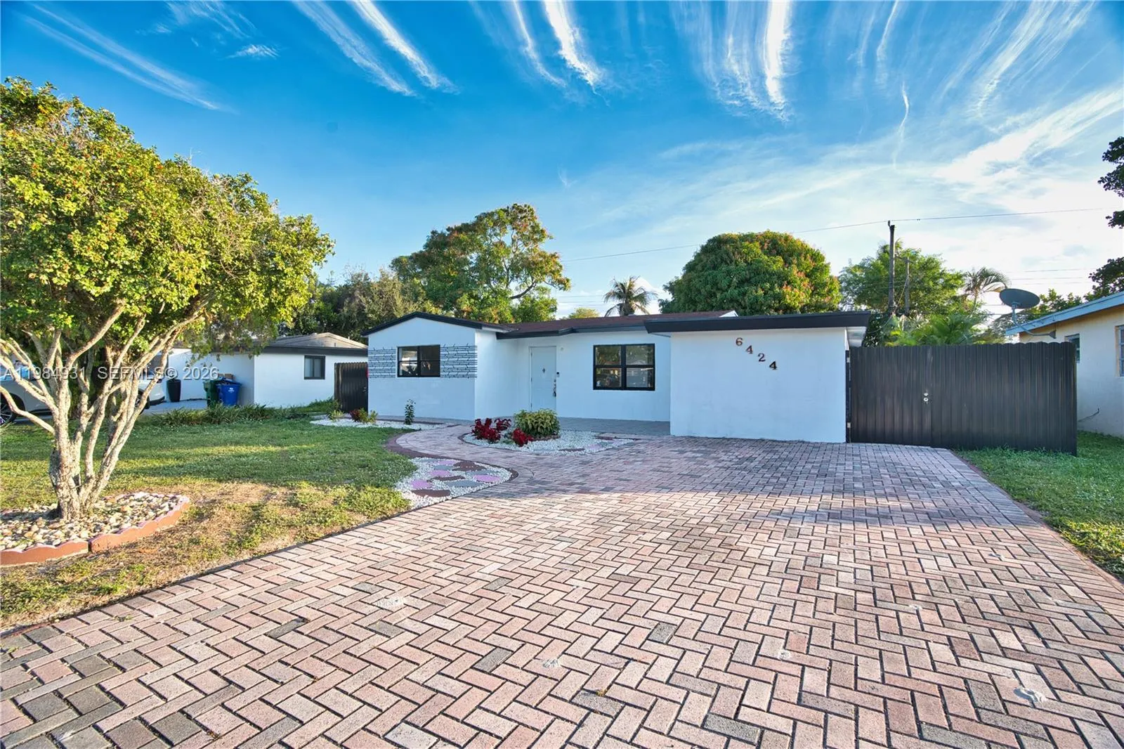 6424 Sw 20th St, Miramar, Florida 33023, Miramar, Florida 33023, 3 Bedrooms Bedrooms, ,2 BathroomsBathrooms,Residential,For Sale,6424 Sw 20th St, Miramar, Florida 33023,A11984931