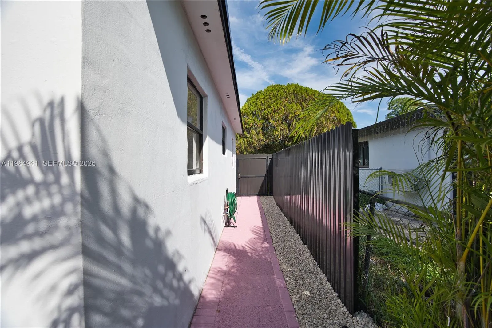 6424 Sw 20th St, Miramar, Florida 33023, Miramar, Florida 33023, 3 Bedrooms Bedrooms, ,2 BathroomsBathrooms,Residential,For Sale,6424 Sw 20th St, Miramar, Florida 33023,A11984931