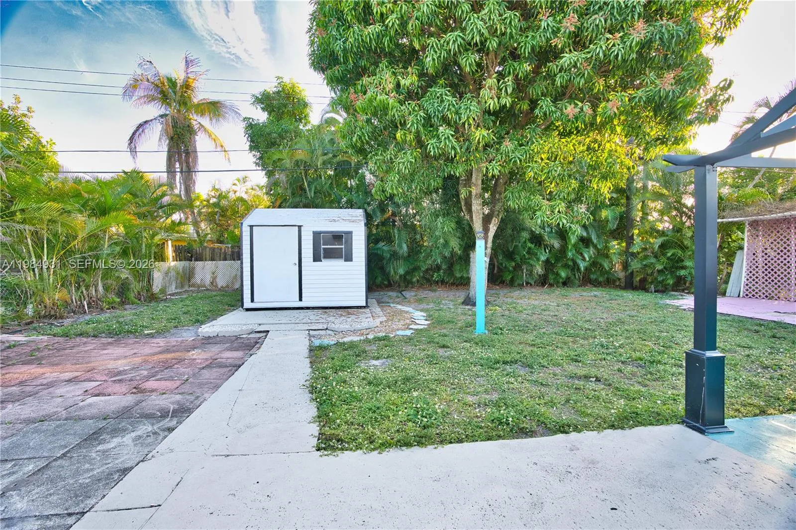 6424 Sw 20th St, Miramar, Florida 33023, Miramar, Florida 33023, 3 Bedrooms Bedrooms, ,2 BathroomsBathrooms,Residential,For Sale,6424 Sw 20th St, Miramar, Florida 33023,A11984931