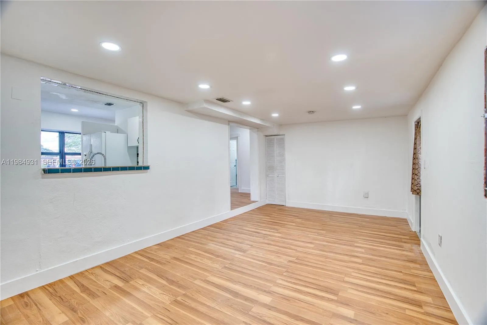 6424 Sw 20th St, Miramar, Florida 33023, Miramar, Florida 33023, 3 Bedrooms Bedrooms, ,2 BathroomsBathrooms,Residential,For Sale,6424 Sw 20th St, Miramar, Florida 33023,A11984931