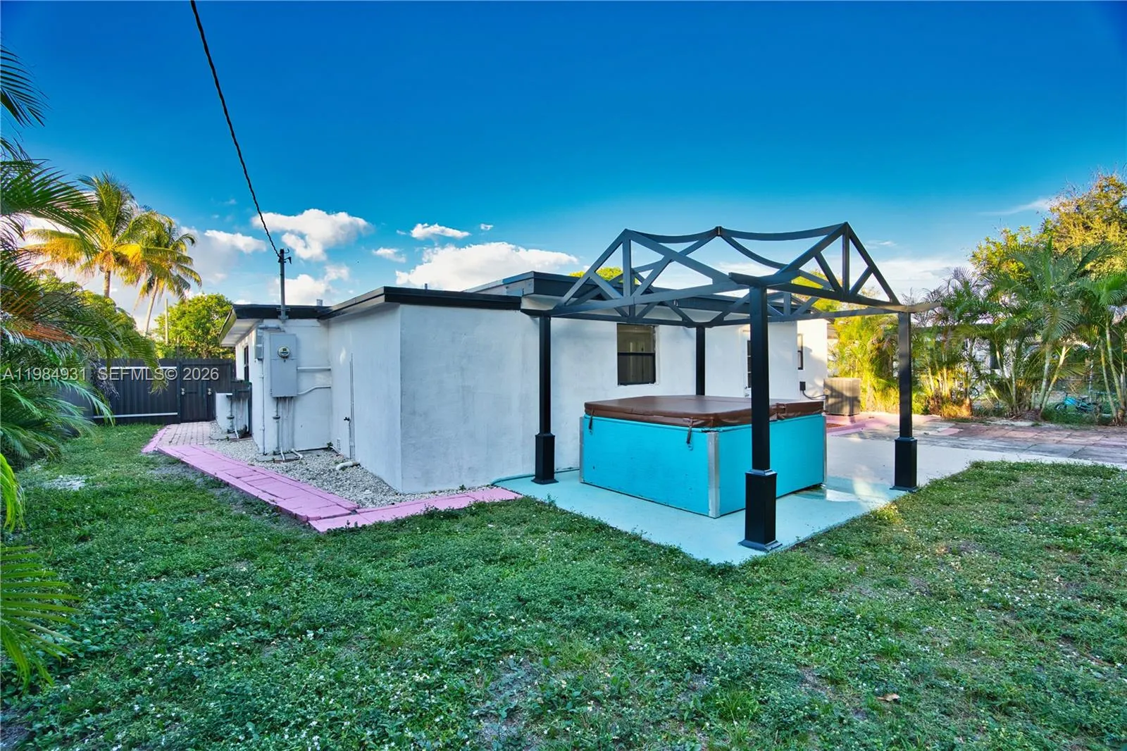 6424 Sw 20th St, Miramar, Florida 33023, Miramar, Florida 33023, 3 Bedrooms Bedrooms, ,2 BathroomsBathrooms,Residential,For Sale,6424 Sw 20th St, Miramar, Florida 33023,A11984931