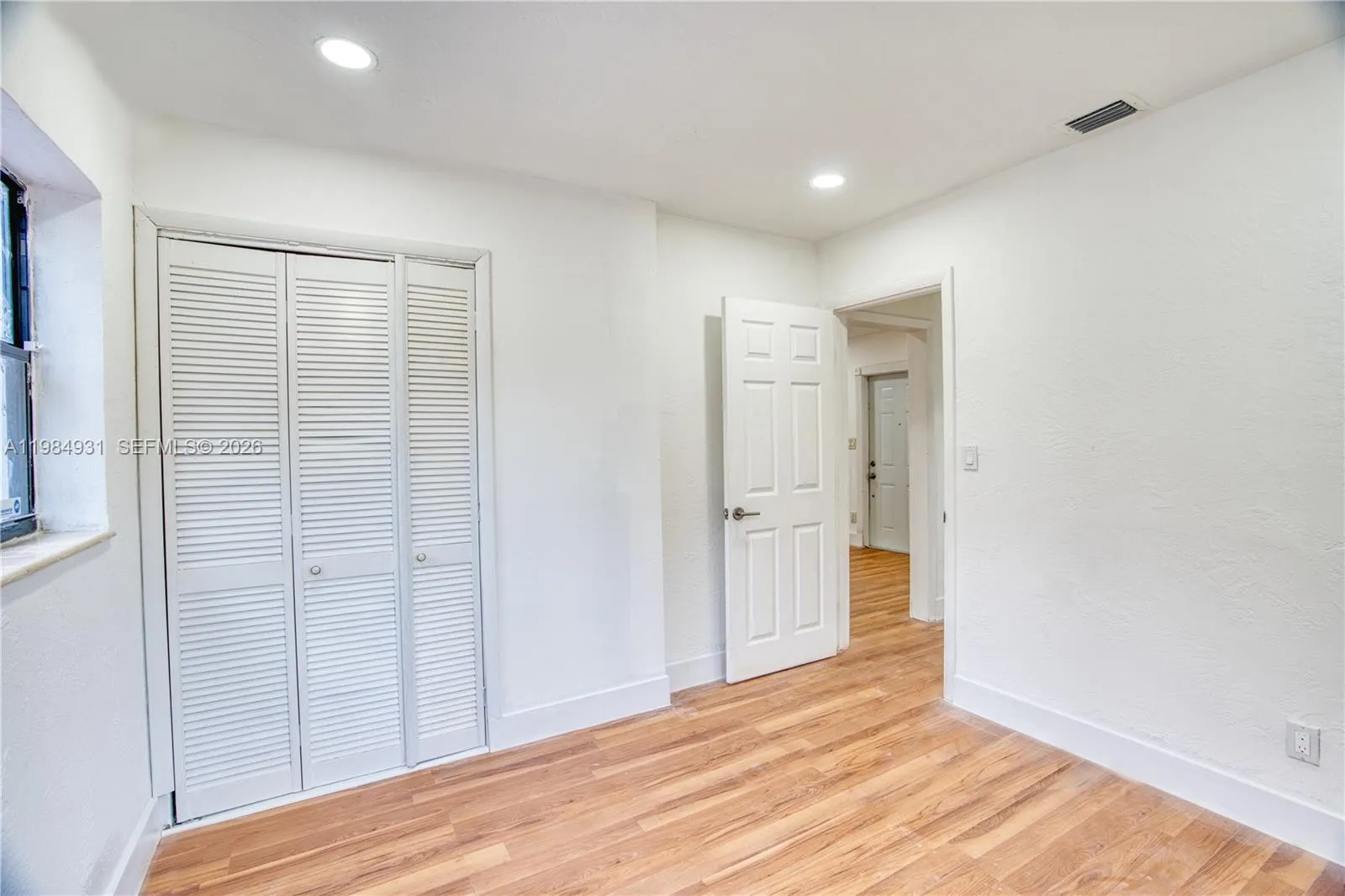 6424 Sw 20th St, Miramar, Florida 33023, Miramar, Florida 33023, 3 Bedrooms Bedrooms, ,2 BathroomsBathrooms,Residential,For Sale,6424 Sw 20th St, Miramar, Florida 33023,A11984931