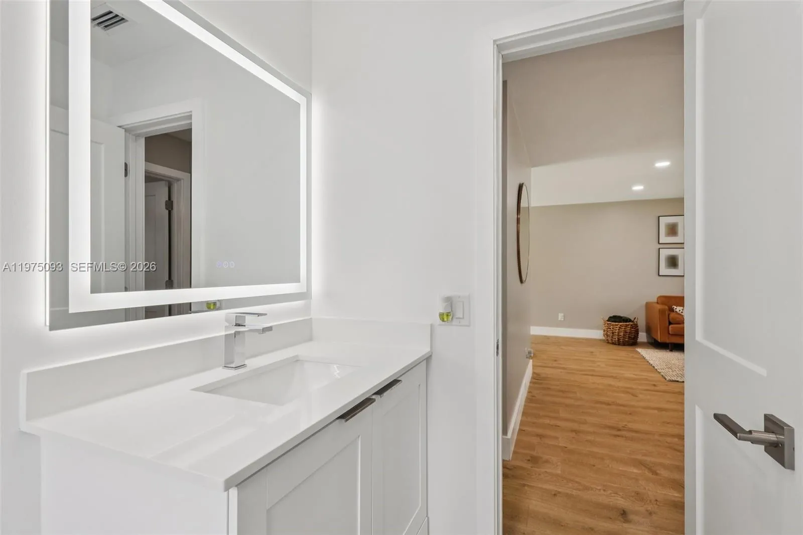 6326 Dawson St, Hollywood, Florida 33023, Hollywood, Florida 33023, 3 Bedrooms Bedrooms, 1 Room Rooms,2 BathroomsBathrooms,Residential,For Sale,6326 Dawson St, Hollywood, Florida 33023,A11975093