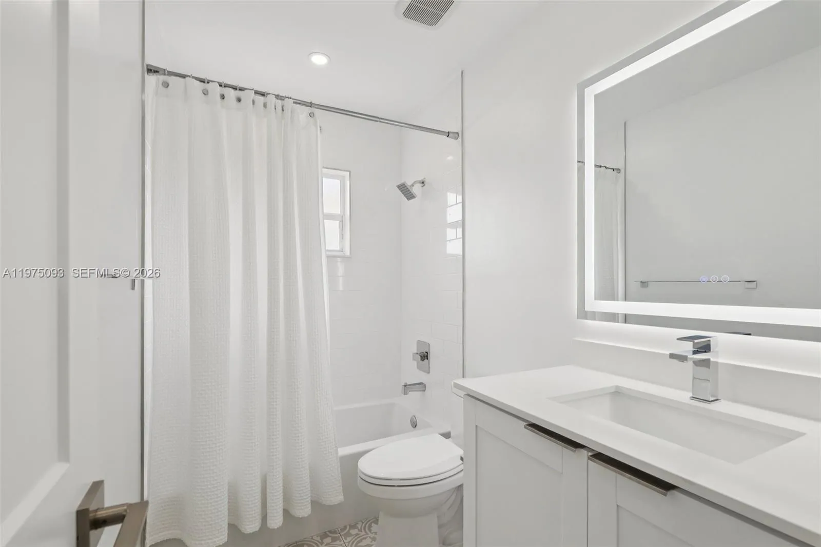 6326 Dawson St, Hollywood, Florida 33023, Hollywood, Florida 33023, 3 Bedrooms Bedrooms, 1 Room Rooms,2 BathroomsBathrooms,Residential,For Sale,6326 Dawson St, Hollywood, Florida 33023,A11975093