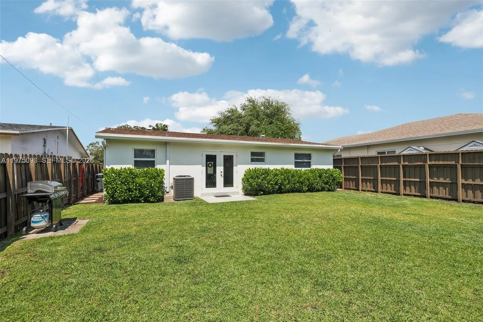 6326 Dawson St, Hollywood, Florida 33023, Hollywood, Florida 33023, 3 Bedrooms Bedrooms, 1 Room Rooms,2 BathroomsBathrooms,Residential,For Sale,6326 Dawson St, Hollywood, Florida 33023,A11975093
