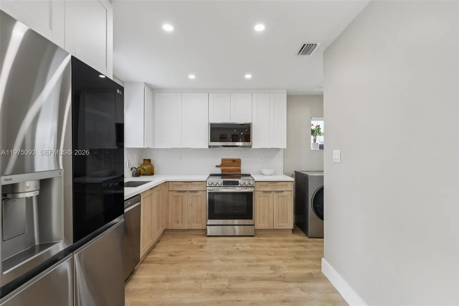 6326 Dawson St, Hollywood, Florida 33023, Hollywood, Florida 33023, 3 Bedrooms Bedrooms, 1 Room Rooms,2 BathroomsBathrooms,Residential,For Sale,6326 Dawson St, Hollywood, Florida 33023,A11975093