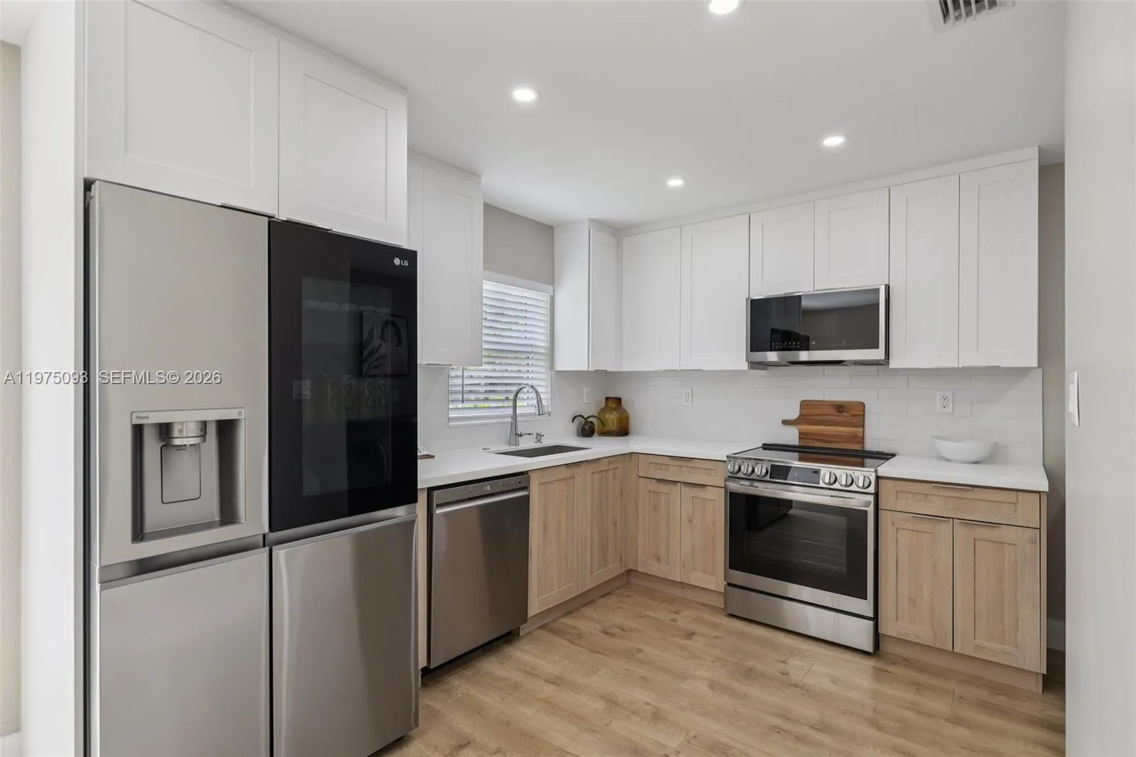 6326 Dawson St, Hollywood, Florida 33023, Hollywood, Florida 33023, 3 Bedrooms Bedrooms, 1 Room Rooms,2 BathroomsBathrooms,Residential,For Sale,6326 Dawson St, Hollywood, Florida 33023,A11975093