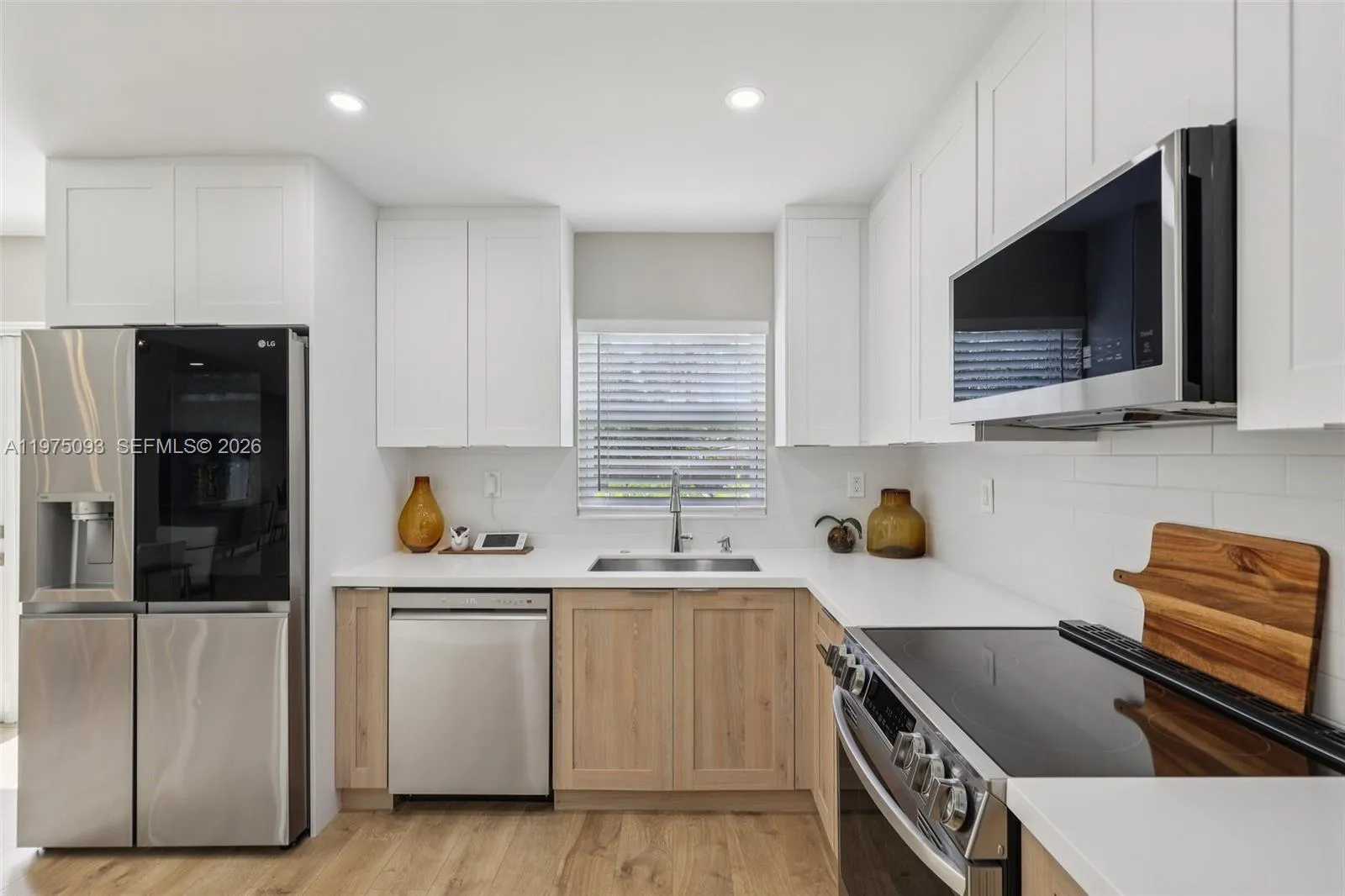 6326 Dawson St, Hollywood, Florida 33023, Hollywood, Florida 33023, 3 Bedrooms Bedrooms, 1 Room Rooms,2 BathroomsBathrooms,Residential,For Sale,6326 Dawson St, Hollywood, Florida 33023,A11975093