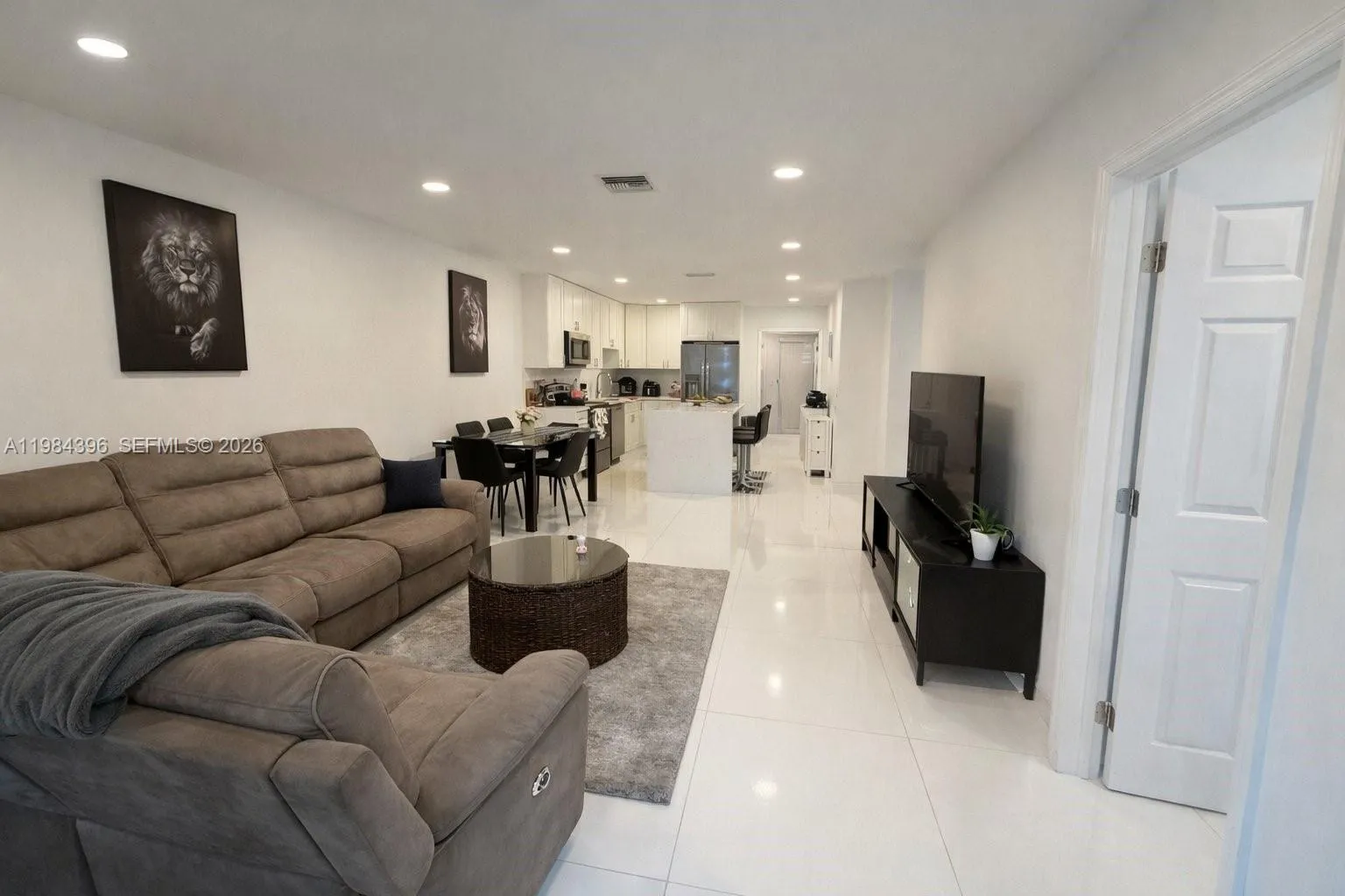 230 Ne 9th Ave, Deerfield Beach, Florida 33441, Deerfield Beach, Florida 33441, ,Residential Income,For Sale,230 Ne 9th Ave, Deerfield Beach, Florida 33441,A11984396