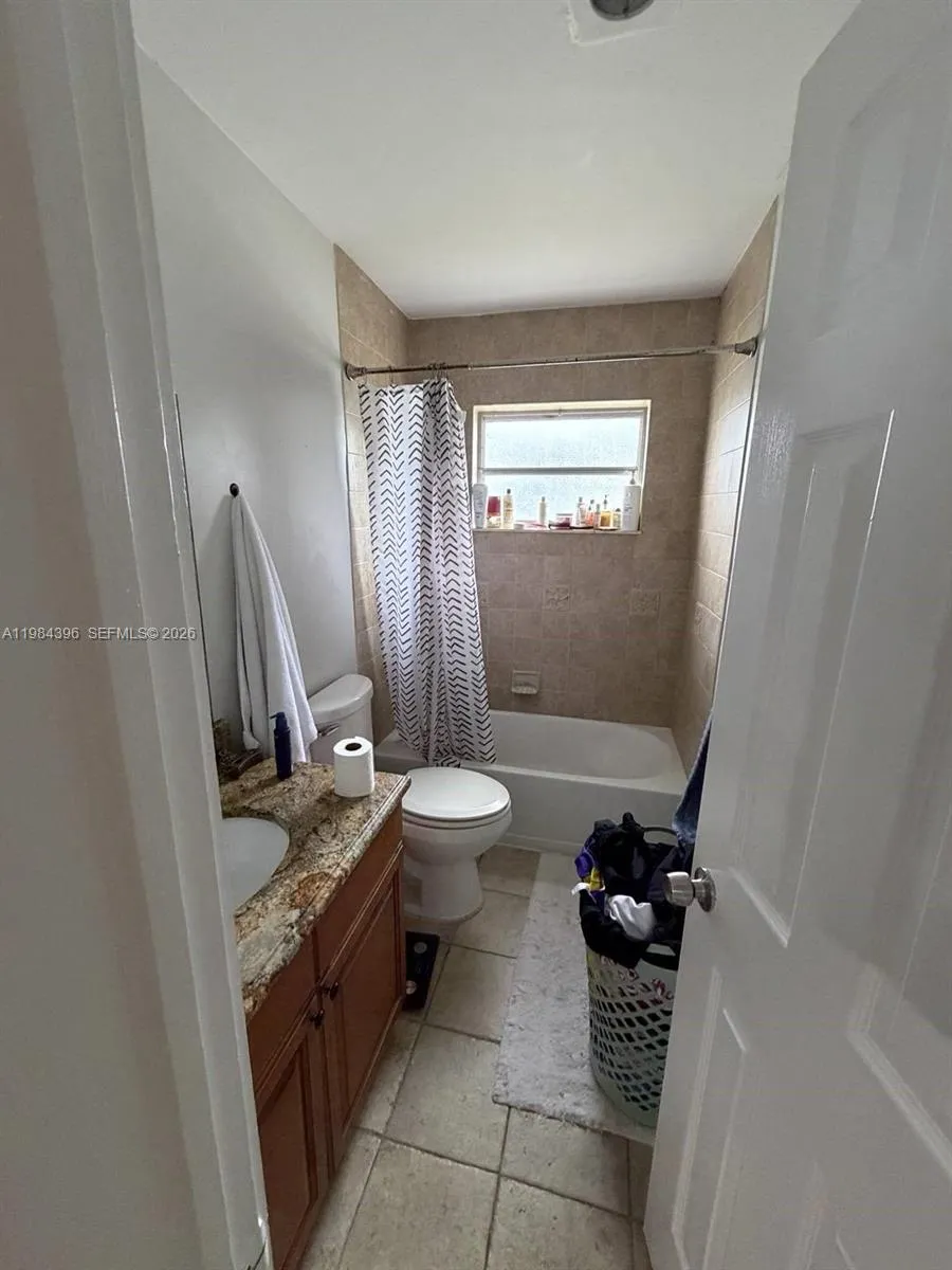 230 Ne 9th Ave, Deerfield Beach, Florida 33441, Deerfield Beach, Florida 33441, ,Residential Income,For Sale,230 Ne 9th Ave, Deerfield Beach, Florida 33441,A11984396