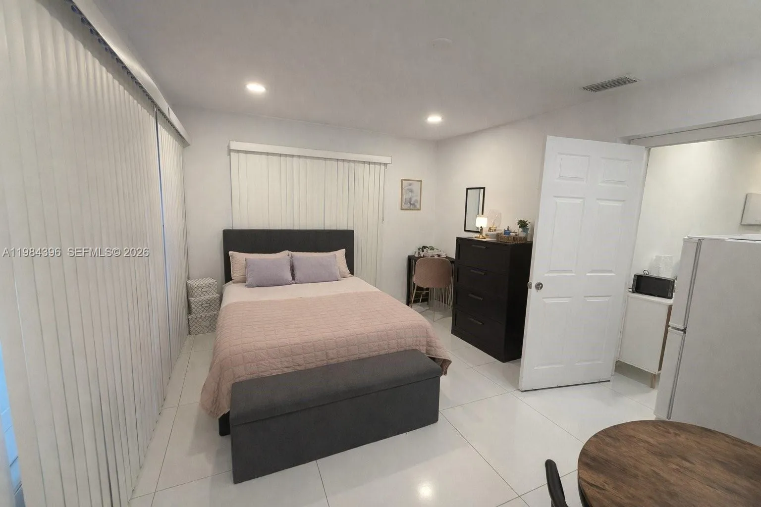 230 Ne 9th Ave, Deerfield Beach, Florida 33441, Deerfield Beach, Florida 33441, ,Residential Income,For Sale,230 Ne 9th Ave, Deerfield Beach, Florida 33441,A11984396