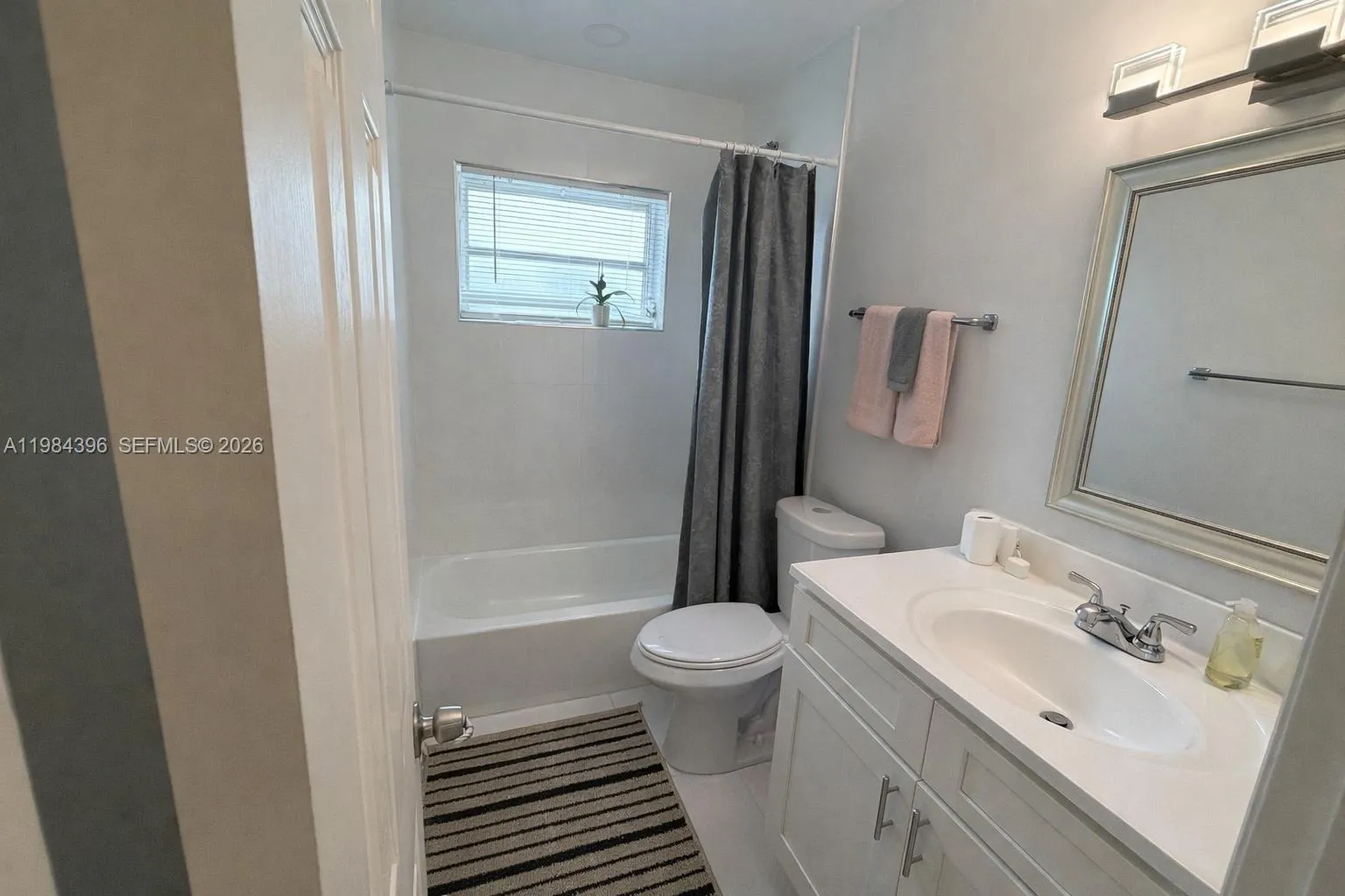 230 Ne 9th Ave, Deerfield Beach, Florida 33441, Deerfield Beach, Florida 33441, ,Residential Income,For Sale,230 Ne 9th Ave, Deerfield Beach, Florida 33441,A11984396