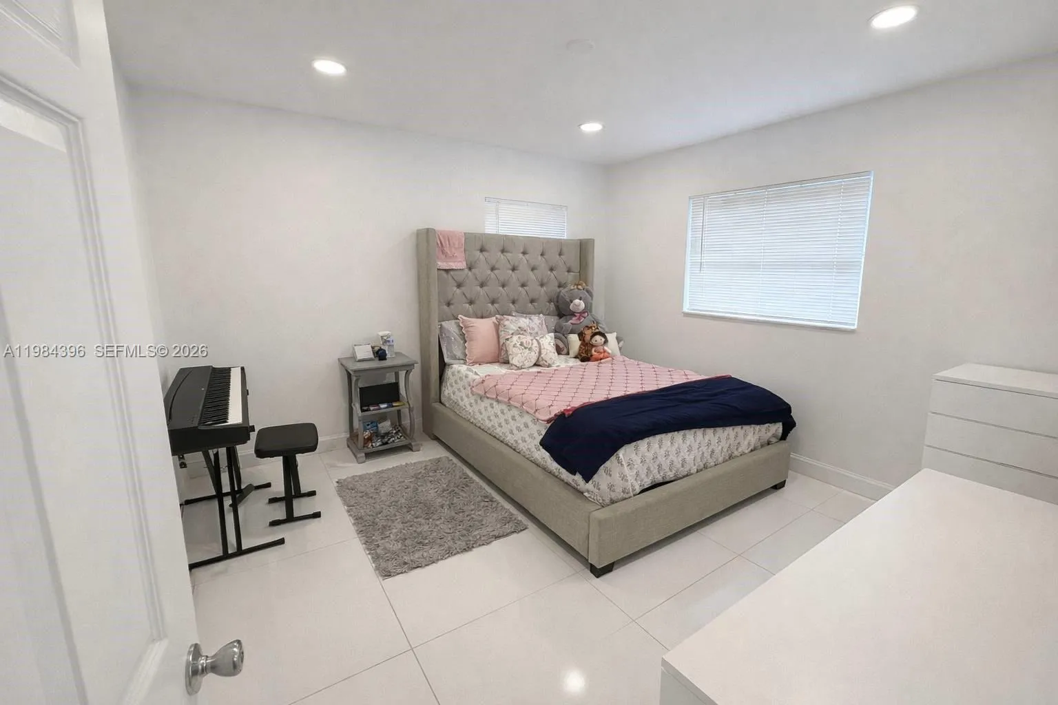 230 Ne 9th Ave, Deerfield Beach, Florida 33441, Deerfield Beach, Florida 33441, ,Residential Income,For Sale,230 Ne 9th Ave, Deerfield Beach, Florida 33441,A11984396