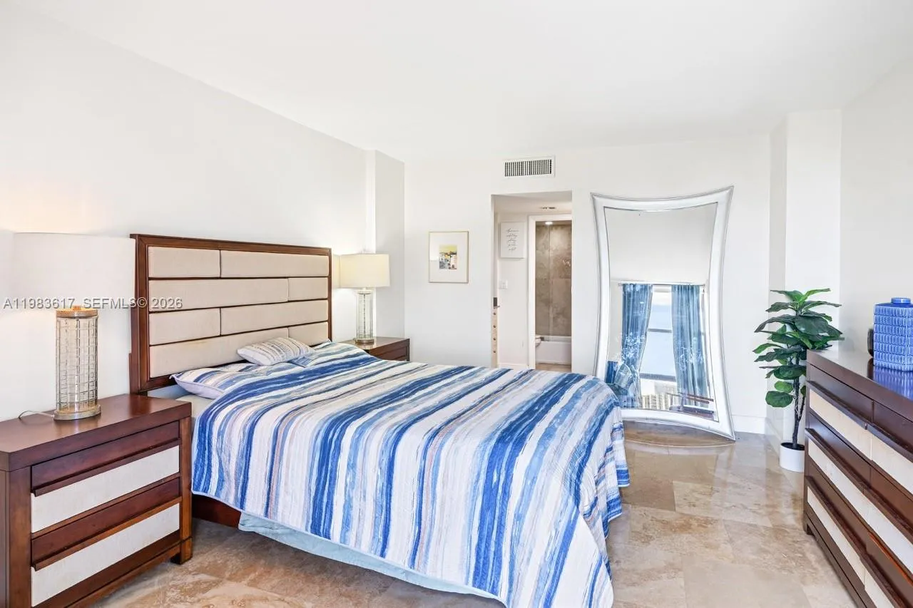 20335 W Country Club Dr 1208, Aventura, Florida 33, Aventura, Florida 33180, 2 Bedrooms Bedrooms, ,2 BathroomsBathrooms,Residential Lease,For Rent,20335 W Country Club Dr 1208, Aventura, Florida 33,A11983617