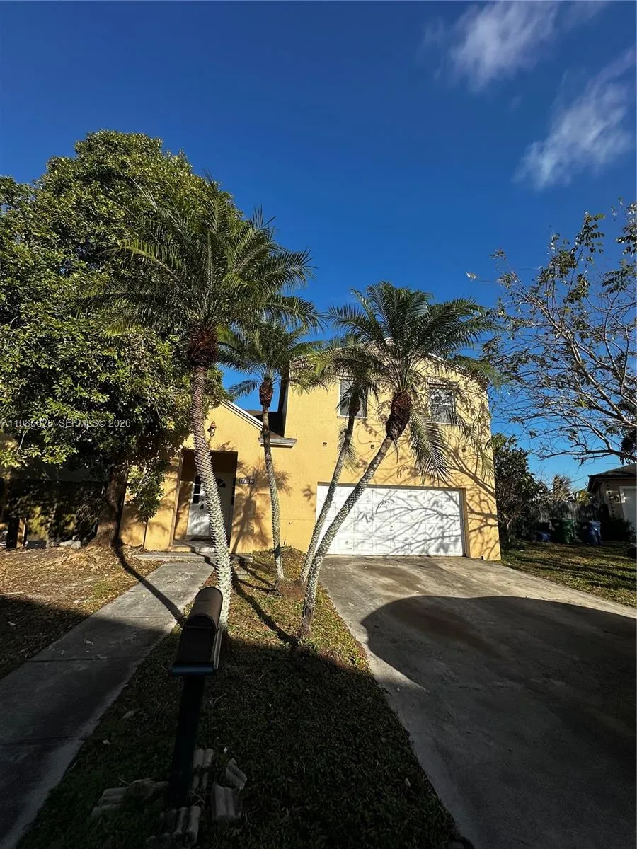 27347 Sw 117th Pl, Homestead, Florida 33032, Homestead, Florida 33032, 4 Bedrooms Bedrooms, ,3 BathroomsBathrooms,Residential Lease,For Rent,27347 Sw 117th Pl, Homestead, Florida 33032,A11985028