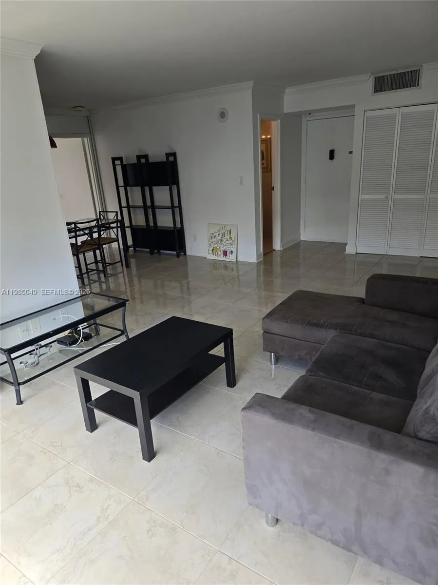 16919 N Bay Rd 819, Sunny Isles Beach, Florida 331, Sunny Isles Beach, Florida 33160, 1 Bedroom Bedrooms, ,1 BathroomBathrooms,Residential Lease,For Rent,16919 N Bay Rd 819, Sunny Isles Beach, Florida 331,A11985049