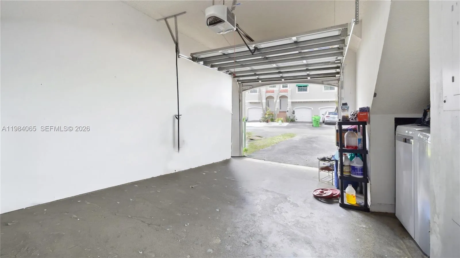 1354 Nw 126th Way, Sunrise, Florida 33323, Sunrise, Florida 33323, 3 Bedrooms Bedrooms, ,3 BathroomsBathrooms,Residential,For Sale,1354 Nw 126th Way, Sunrise, Florida 33323,A11984065