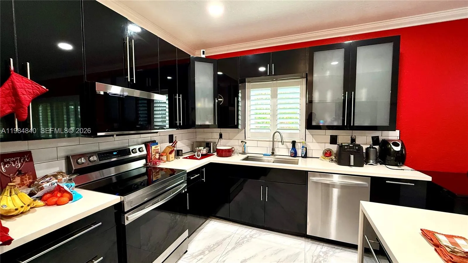 7500 Nw 19th Dr, Pembroke Pines, Florida 33024, Pembroke Pines, Florida 33024, 4 Bedrooms Bedrooms, ,2 BathroomsBathrooms,Residential,For Sale,7500 Nw 19th Dr, Pembroke Pines, Florida 33024,A11984840