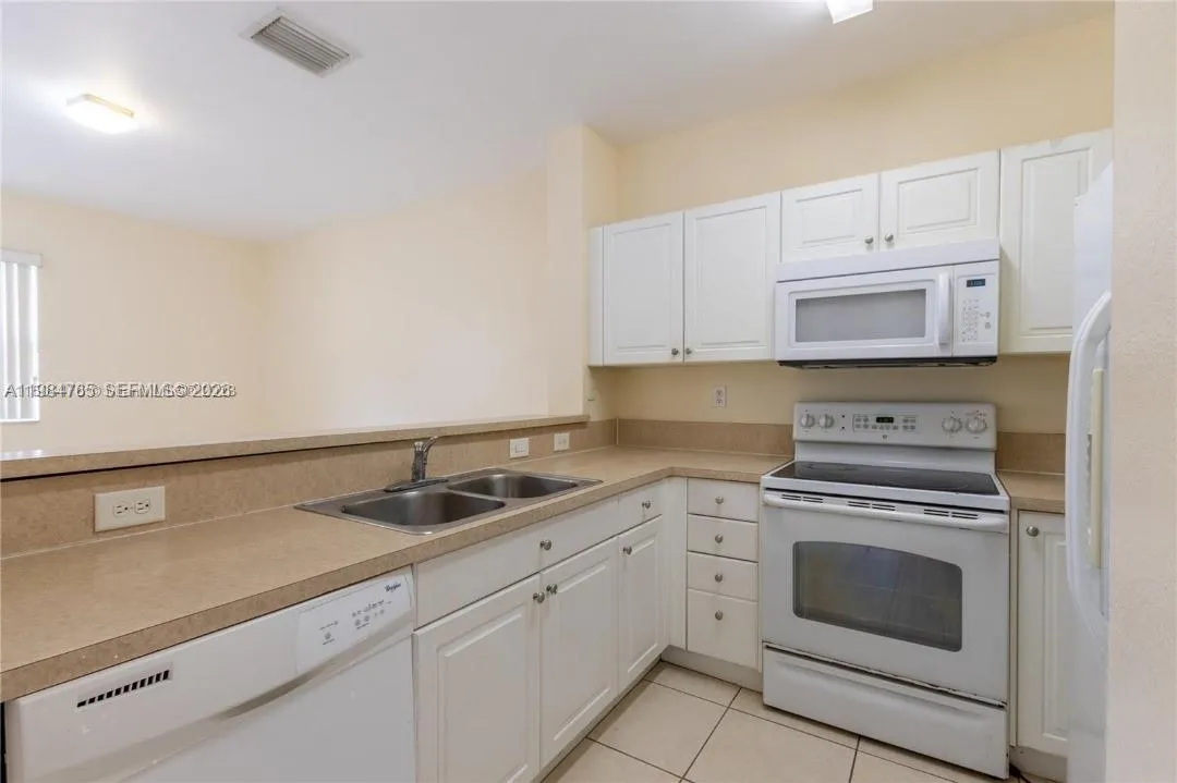 1490 Ne 33rd Rd 101-18, Homestead, Florida 33033, Homestead, Florida 33033, 3 Bedrooms Bedrooms, ,2 BathroomsBathrooms,Residential Lease,For Rent,1490 Ne 33rd Rd 101-18, Homestead, Florida 33033,A11984765