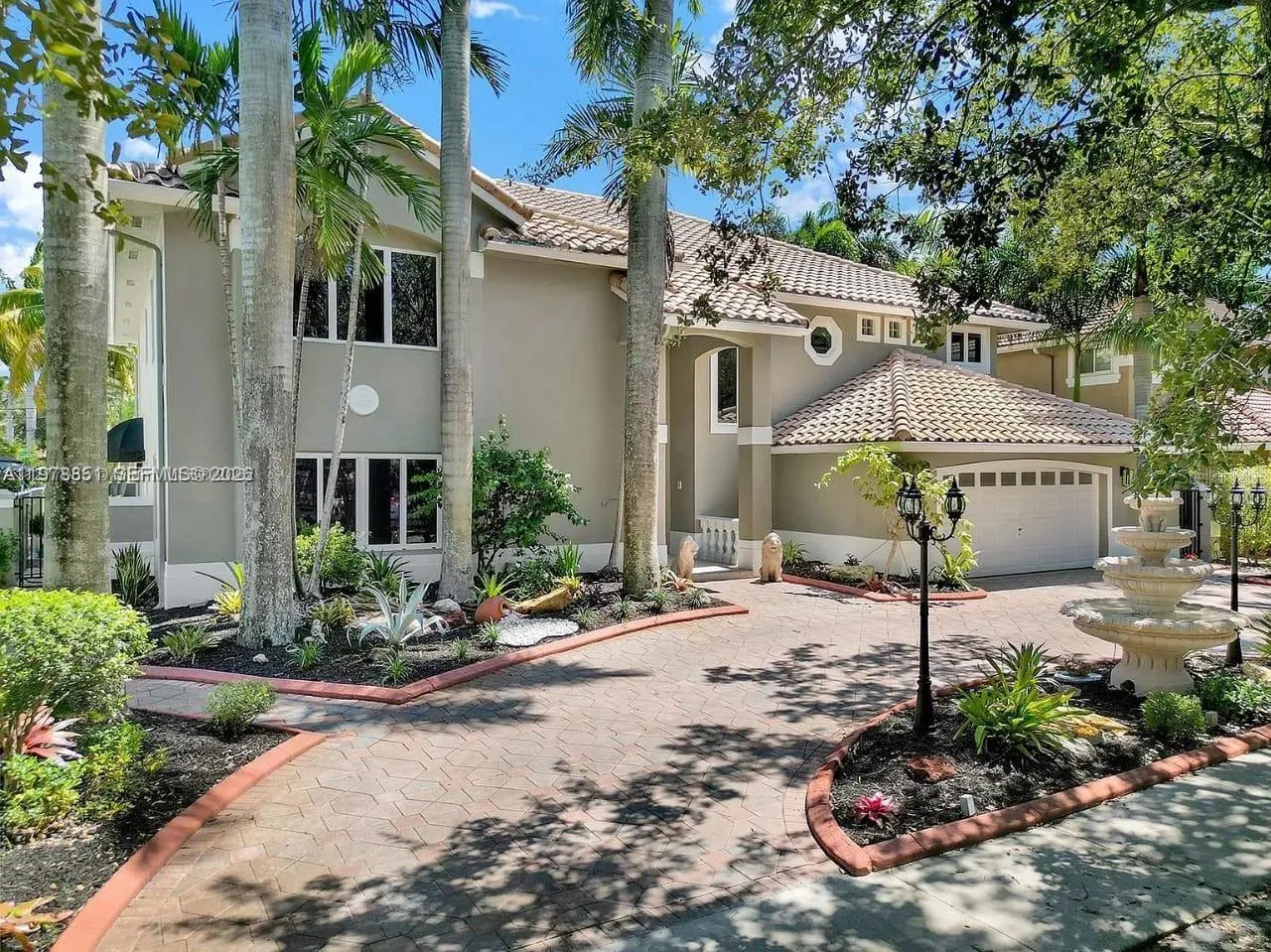 15945 Nw 82nd Ct, Miami Lakes, Florida 33016, Miami Lakes, Florida 33016, 6 Bedrooms Bedrooms, ,3 BathroomsBathrooms,Residential Lease,For Rent,15945 Nw 82nd Ct, Miami Lakes, Florida 33016,A11978851