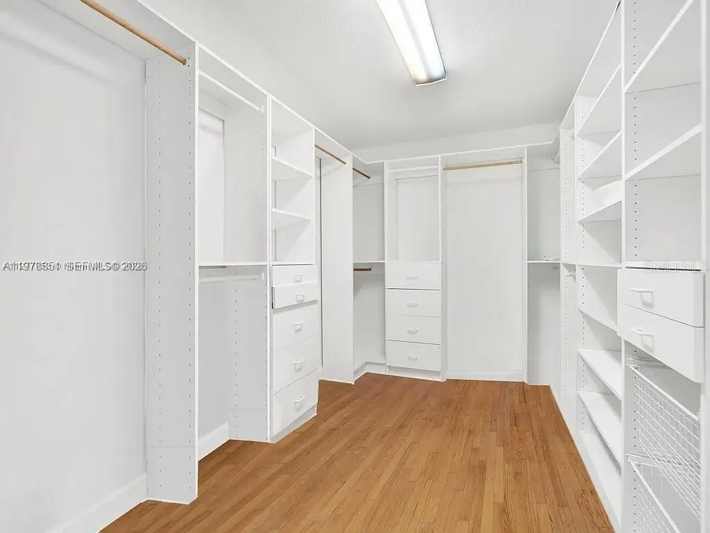 15945 Nw 82nd Ct, Miami Lakes, Florida 33016, Miami Lakes, Florida 33016, 6 Bedrooms Bedrooms, ,3 BathroomsBathrooms,Residential Lease,For Rent,15945 Nw 82nd Ct, Miami Lakes, Florida 33016,A11978851