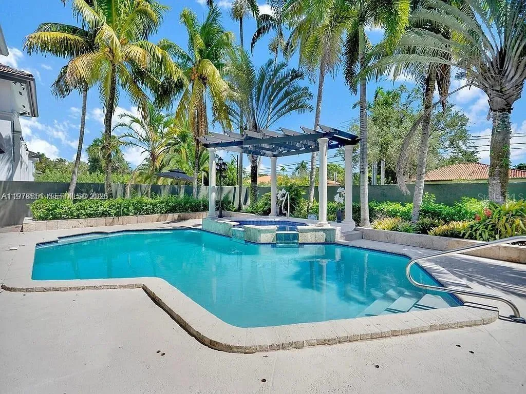 15945 Nw 82nd Ct, Miami Lakes, Florida 33016, Miami Lakes, Florida 33016, 6 Bedrooms Bedrooms, ,3 BathroomsBathrooms,Residential Lease,For Rent,15945 Nw 82nd Ct, Miami Lakes, Florida 33016,A11978851