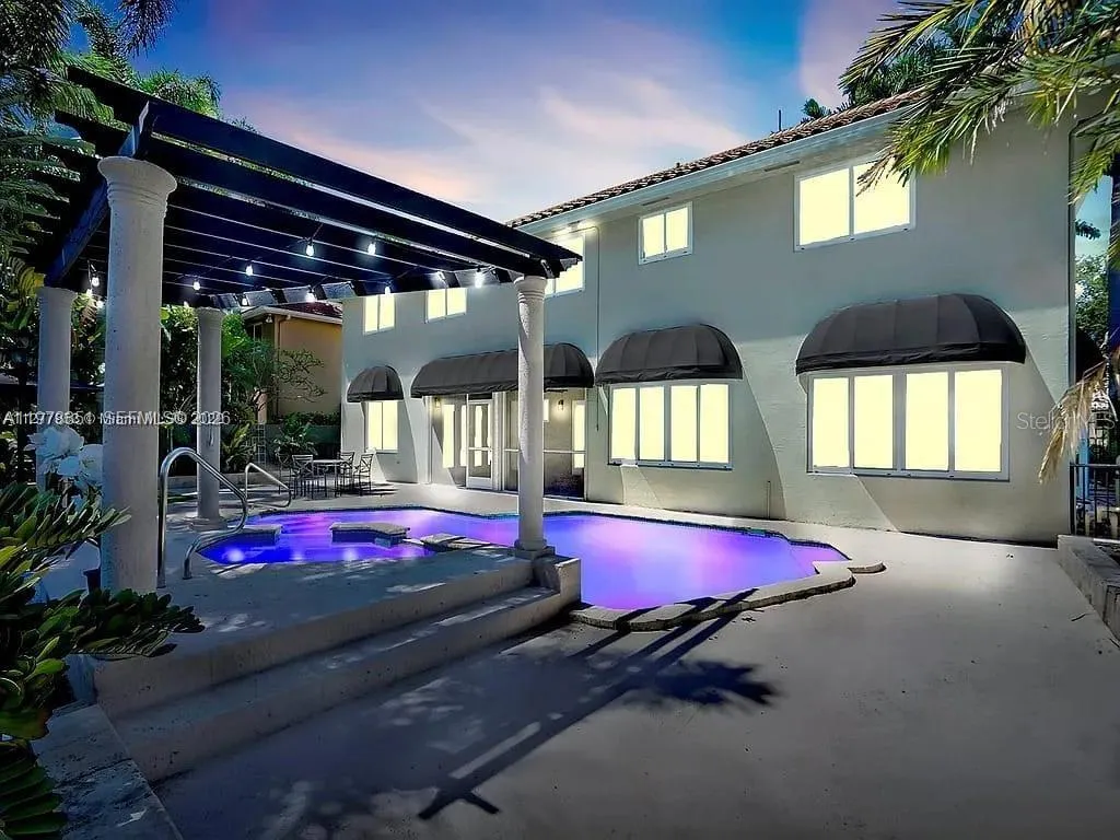 15945 Nw 82nd Ct, Miami Lakes, Florida 33016, Miami Lakes, Florida 33016, 6 Bedrooms Bedrooms, ,3 BathroomsBathrooms,Residential Lease,For Rent,15945 Nw 82nd Ct, Miami Lakes, Florida 33016,A11978851