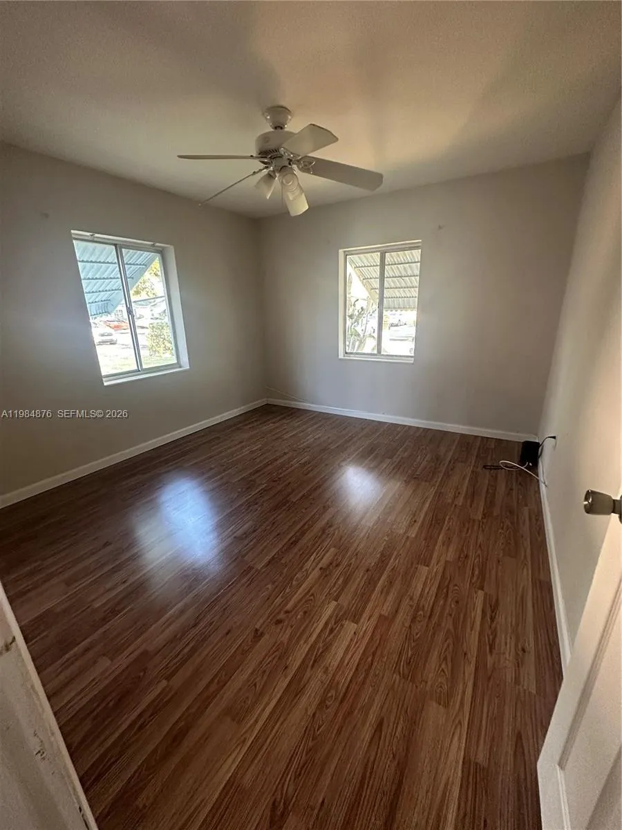 5743 Lincoln St 1, Hollywood, Florida 33021, Hollywood, Florida 33021, 2 Bedrooms Bedrooms, ,1 BathroomBathrooms,Residential Lease,For Rent,5743 Lincoln St 1, Hollywood, Florida 33021,A11984876