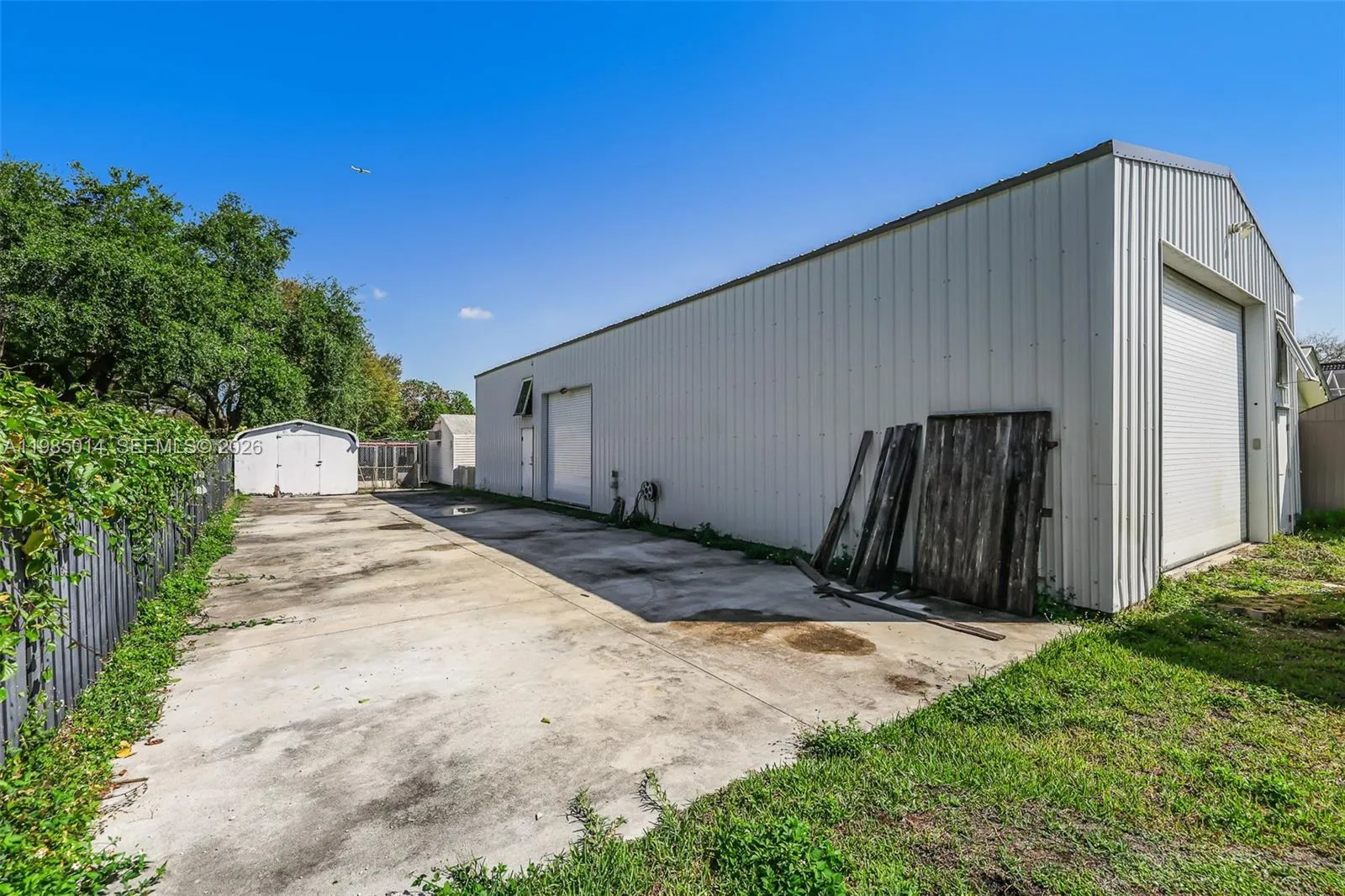 5431 Sw 109th Ave, Davie, Florida 33328, Davie, Florida 33328, 5 Bedrooms Bedrooms, ,5 BathroomsBathrooms,Residential,For Sale,5431 Sw 109th Ave, Davie, Florida 33328,A11985014