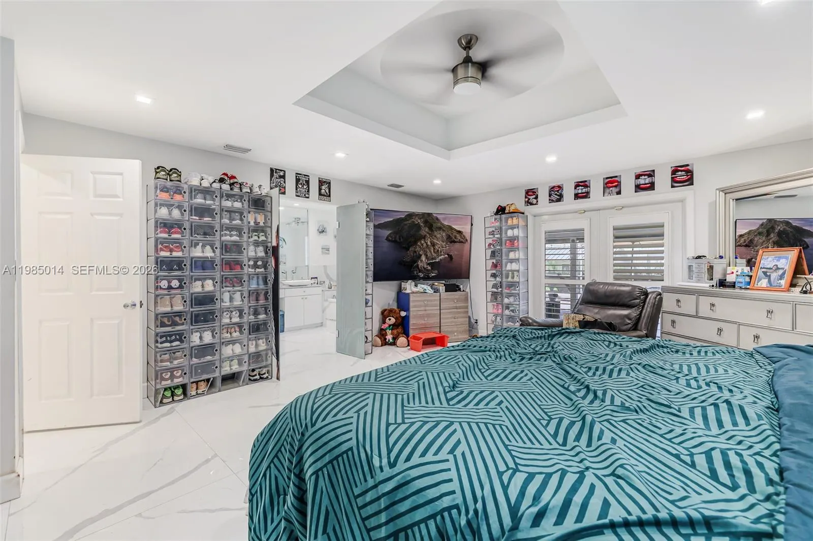 5431 Sw 109th Ave, Davie, Florida 33328, Davie, Florida 33328, 5 Bedrooms Bedrooms, ,5 BathroomsBathrooms,Residential,For Sale,5431 Sw 109th Ave, Davie, Florida 33328,A11985014