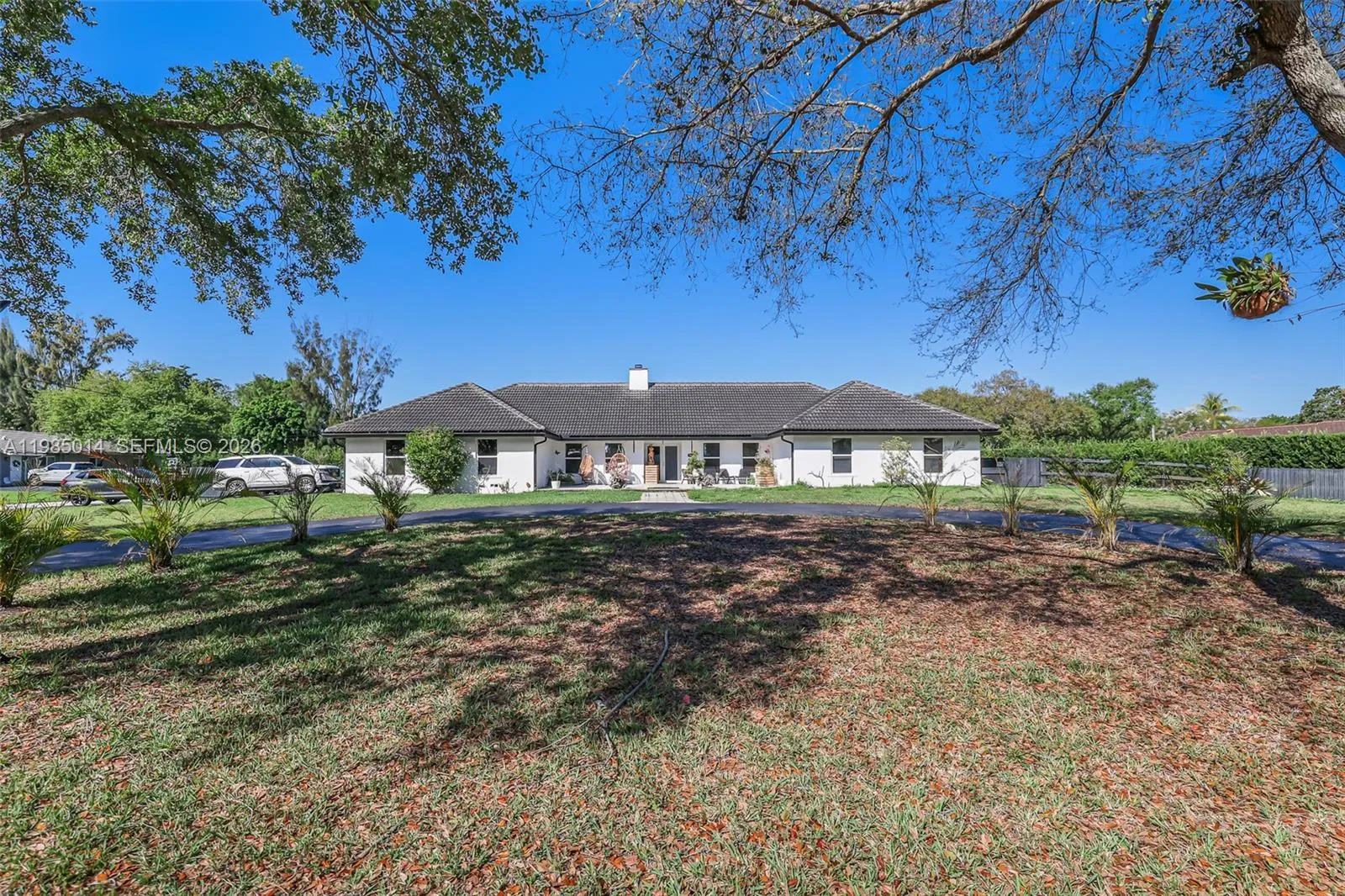 5431 Sw 109th Ave, Davie, Florida 33328, Davie, Florida 33328, 5 Bedrooms Bedrooms, ,5 BathroomsBathrooms,Residential,For Sale,5431 Sw 109th Ave, Davie, Florida 33328,A11985014