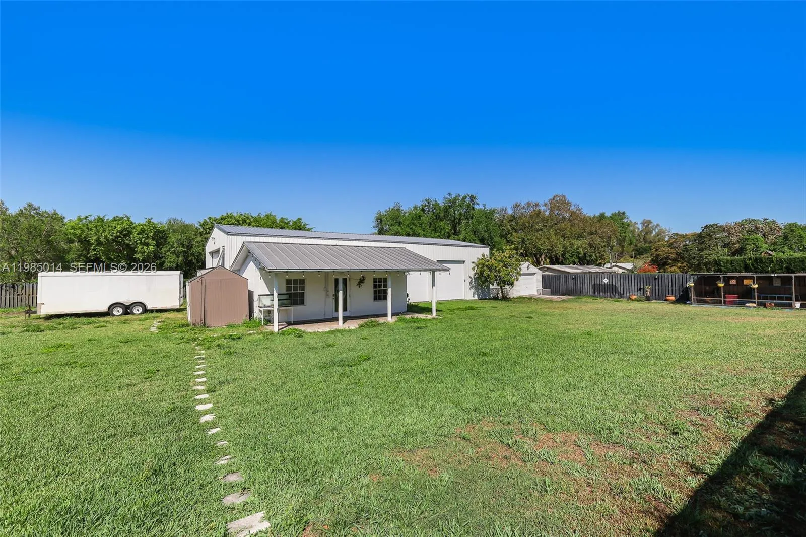 5431 Sw 109th Ave, Davie, Florida 33328, Davie, Florida 33328, 5 Bedrooms Bedrooms, ,5 BathroomsBathrooms,Residential,For Sale,5431 Sw 109th Ave, Davie, Florida 33328,A11985014