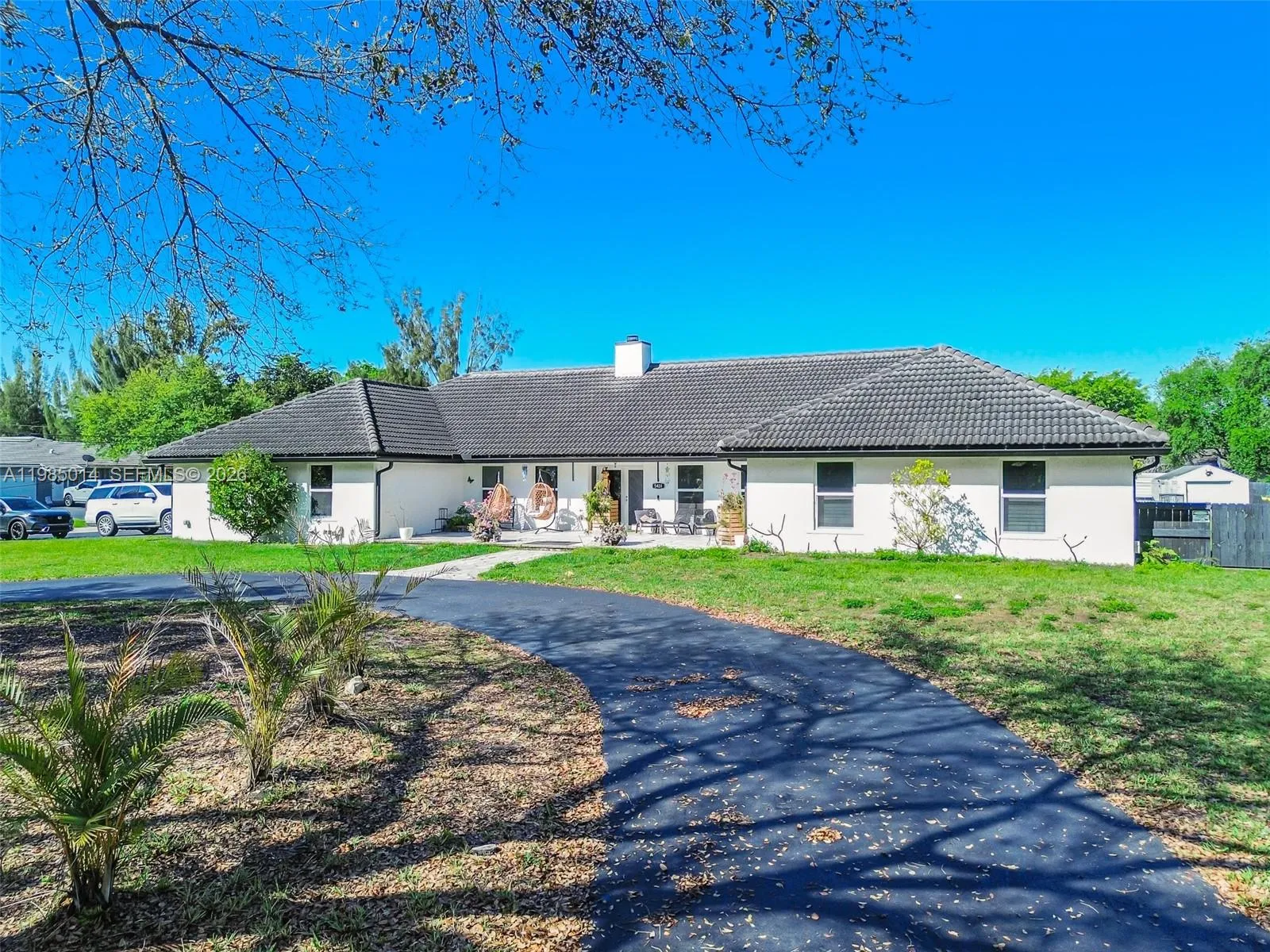 5431 Sw 109th Ave, Davie, Florida 33328, Davie, Florida 33328, 5 Bedrooms Bedrooms, ,5 BathroomsBathrooms,Residential,For Sale,5431 Sw 109th Ave, Davie, Florida 33328,A11985014