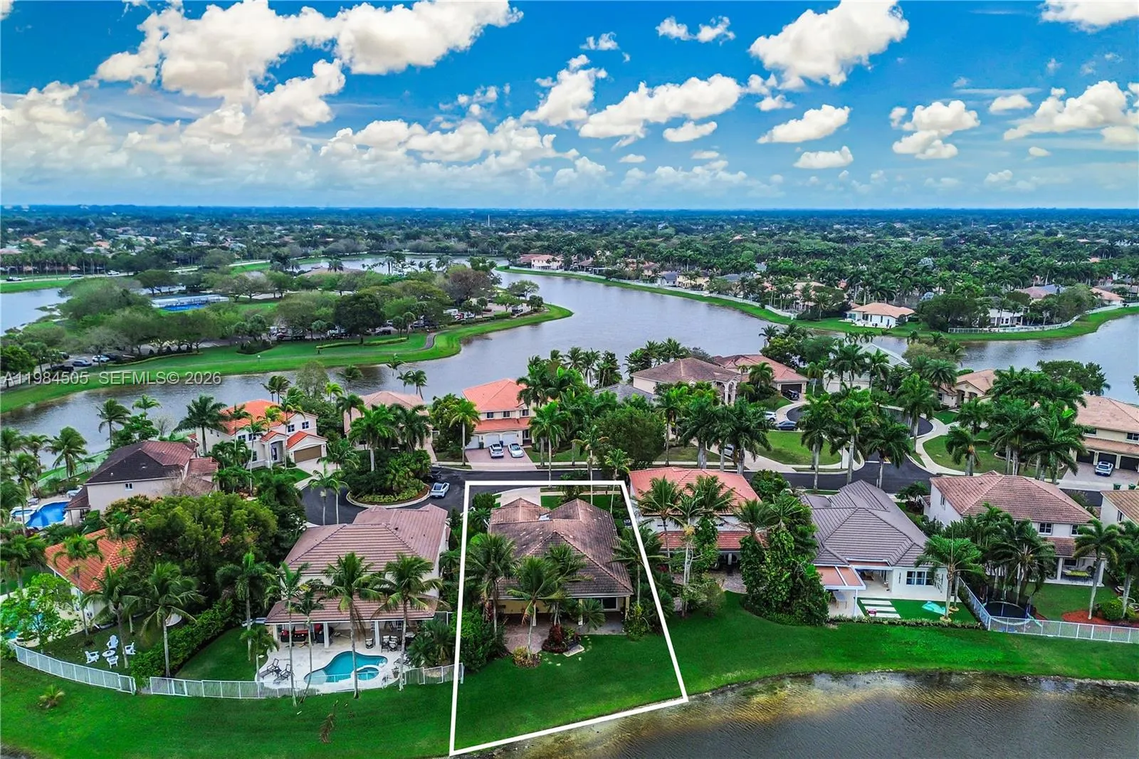 1279 Leeward Way, Weston, Florida 33327, Weston, Florida 33327, 4 Bedrooms Bedrooms, ,2 BathroomsBathrooms,Residential Lease,For Rent,1279 Leeward Way, Weston, Florida 33327,A11984505
